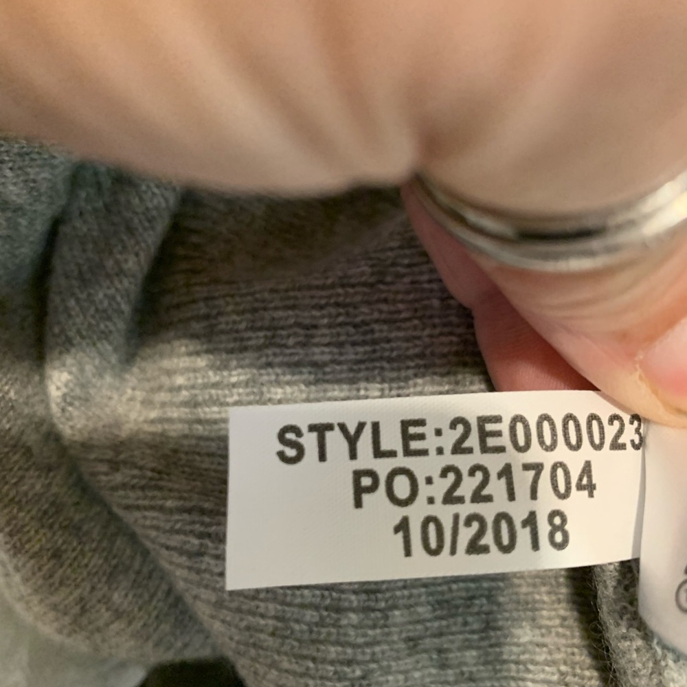 Vineyard Vines Women 100% Cashmere Cowl Neck Pullover Sweater Gray M 2E000023 - Picture 5 of 5
